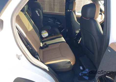 2024 Land Rover Range Rover Sport Dynamic Se z USA, uszkodzony, nr VIN SAL1L9FU0RA169803